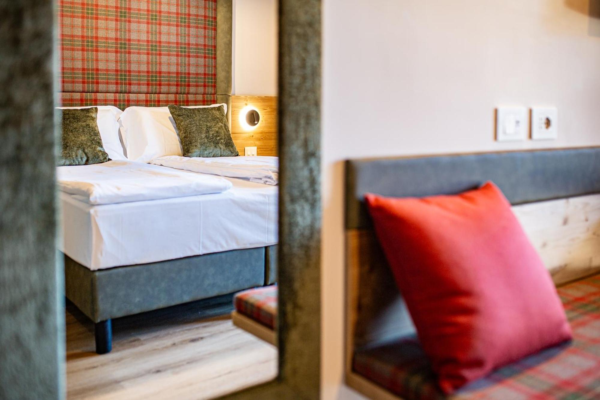 Nigritella Hotel 3*